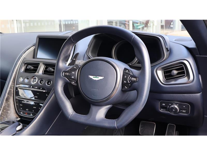 2021 Aston Martin DB11 V8 VOLANTE