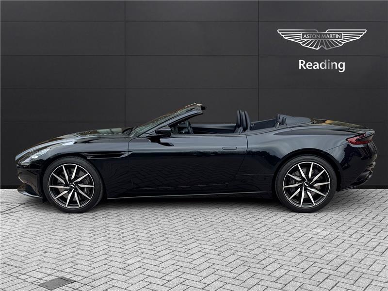 2021 Aston Martin DB11 V8 VOLANTE