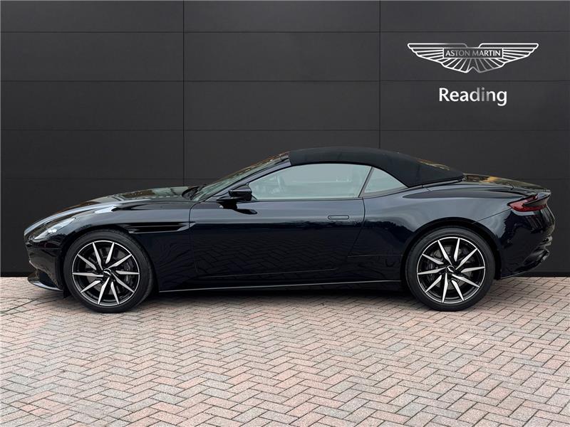 2021 Aston Martin DB11 V8 VOLANTE
