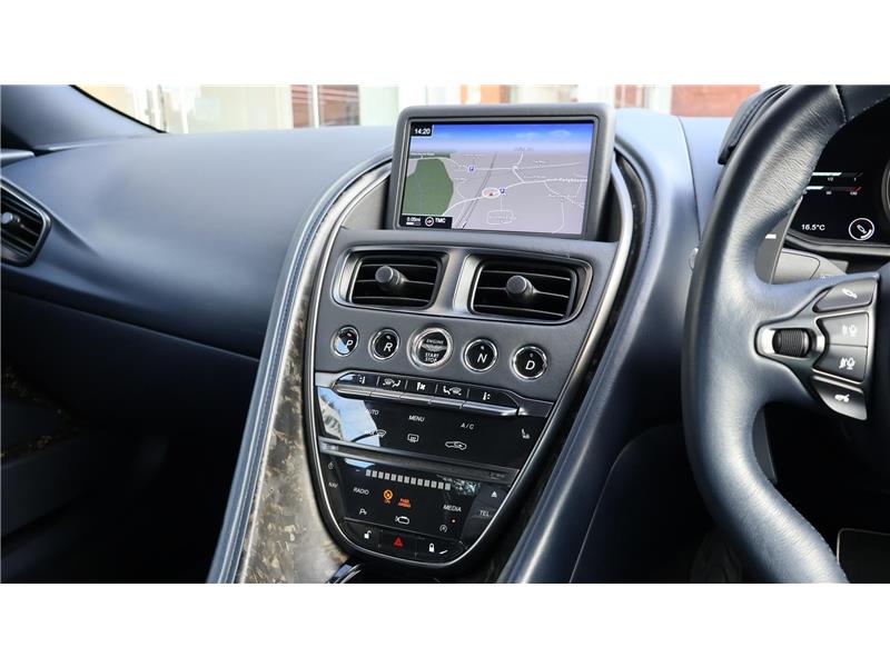 2021 Aston Martin DB11 V8 VOLANTE