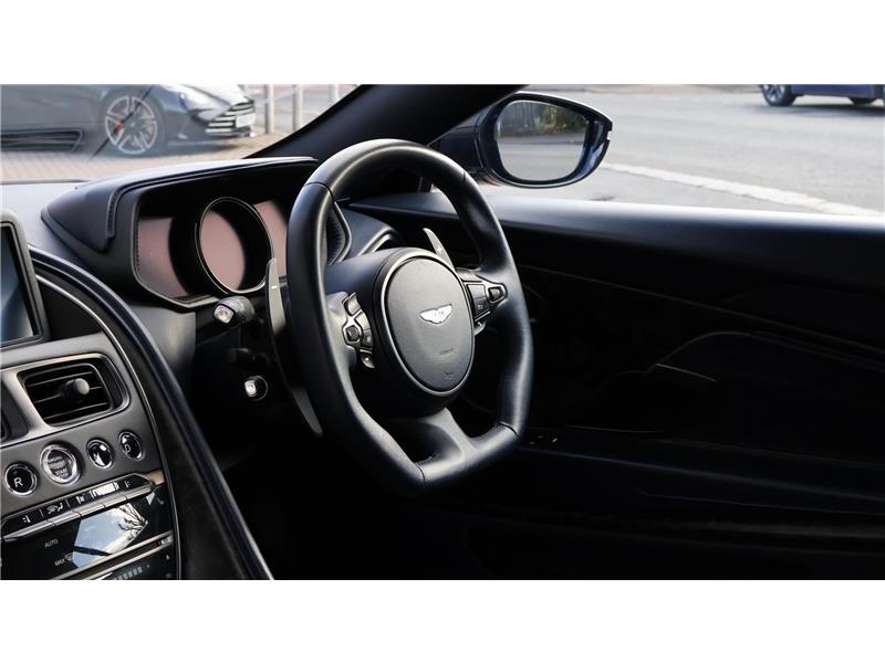 2021 Aston Martin DB11 V8 VOLANTE