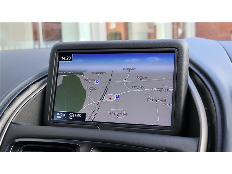 2021 Aston Martin DB11 V8 VOLANTE