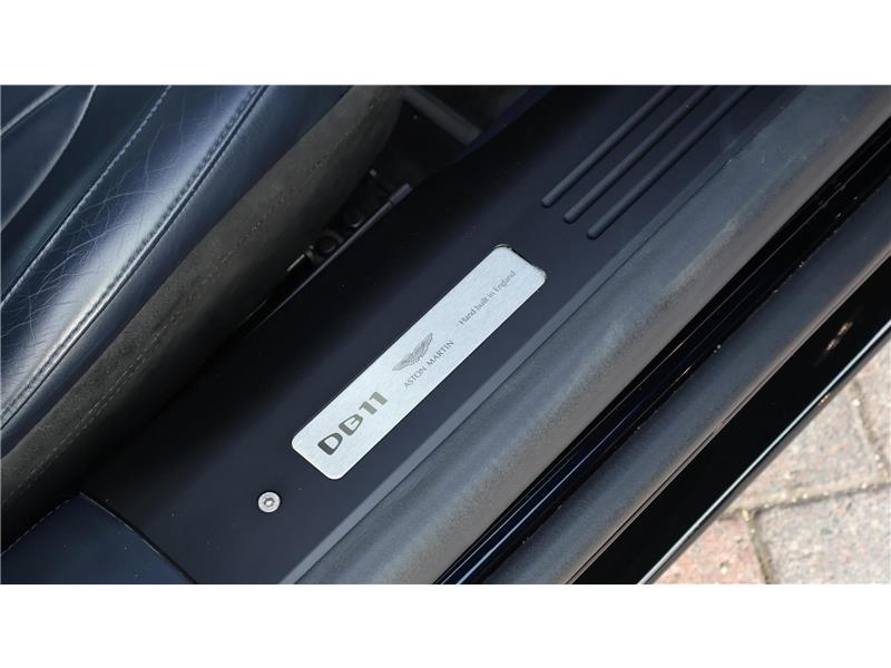 2021 Aston Martin DB11 V8 VOLANTE