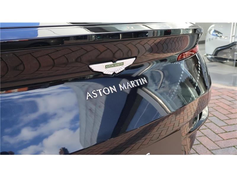 2021 Aston Martin DB11 V8 VOLANTE