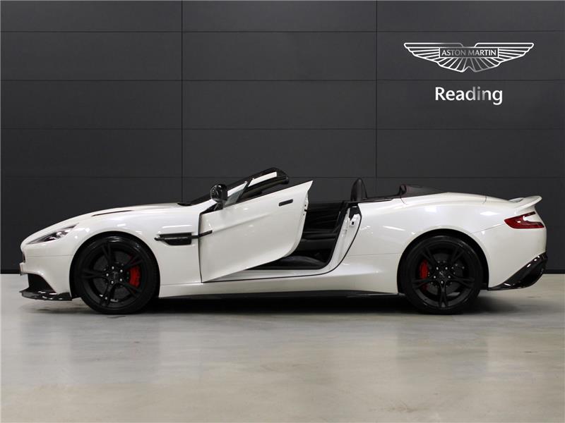 2018 Aston Martin Vanquish S Volante V12