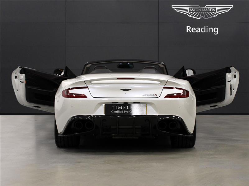 2018 Aston Martin Vanquish S Volante V12