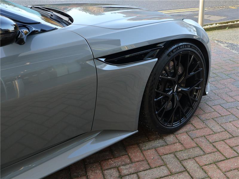 2024 Aston Martin DB12