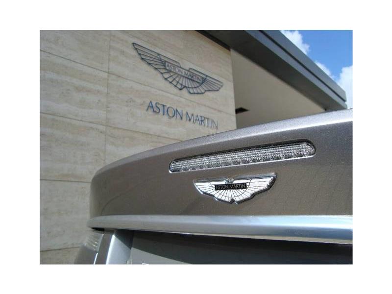 2024 Aston Martin DB12