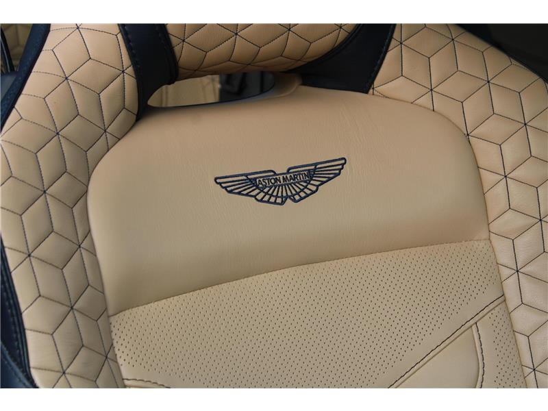 2022 Aston Martin DBS Superleggera Volante