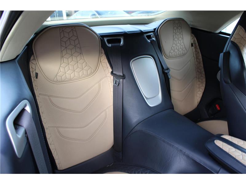 2022 Aston Martin DBS Superleggera Volante