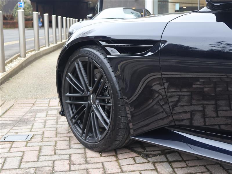 2025 Aston Martin DB12 V8 Coupe