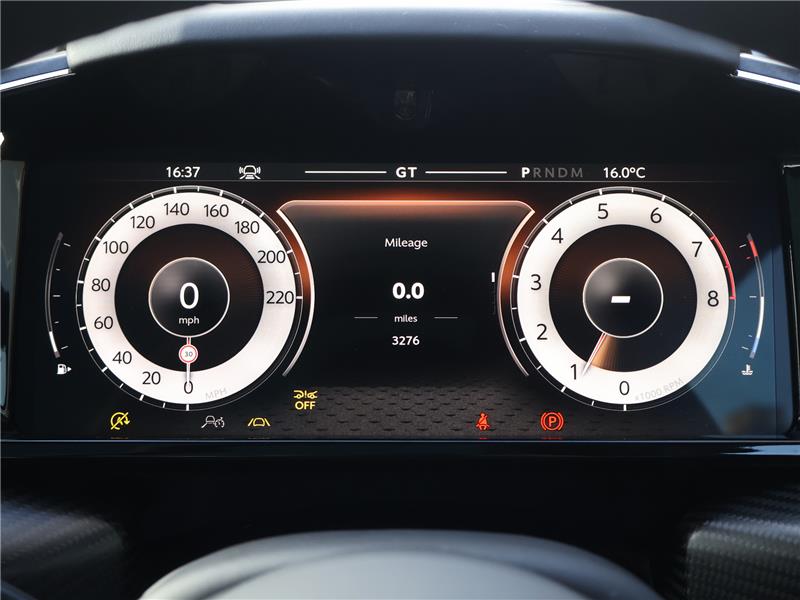 2025 Aston Martin Vanquish  