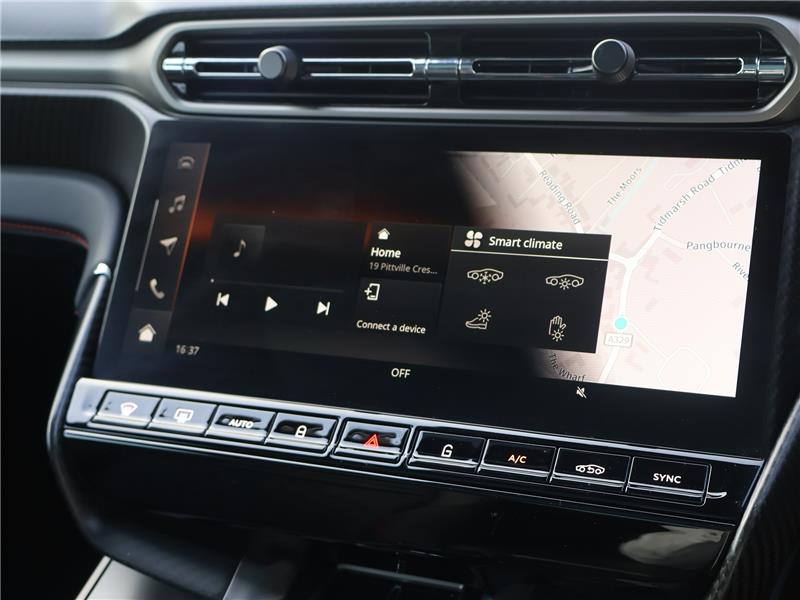 2025 Aston Martin Vanquish  