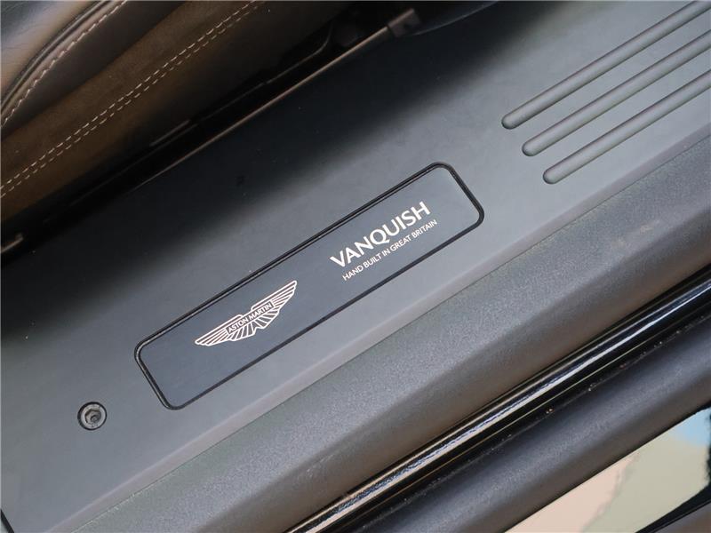 2025 Aston Martin Vanquish  