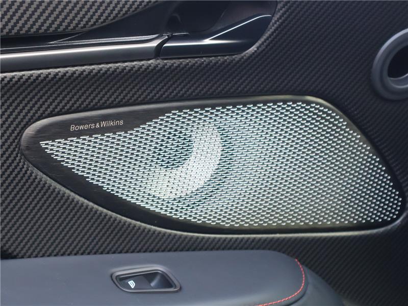 2025 Aston Martin Vanquish  