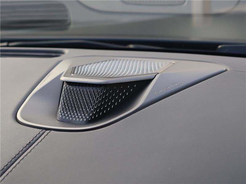 2025 Aston Martin Vanquish  