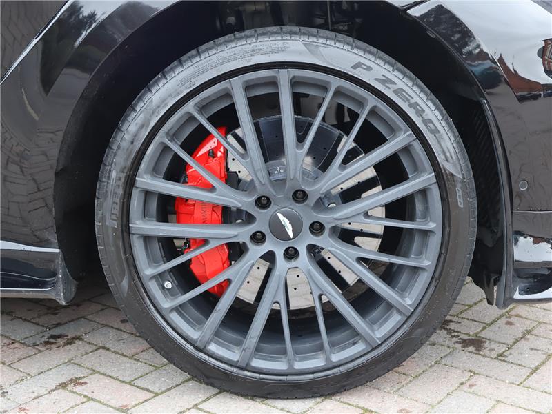 2023 Aston Martin DBX 707