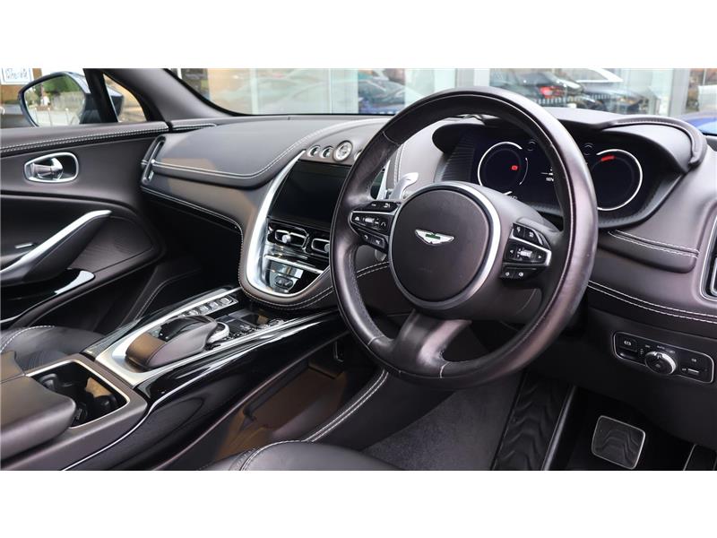 2022 Aston Martin DBX 4.0 V8