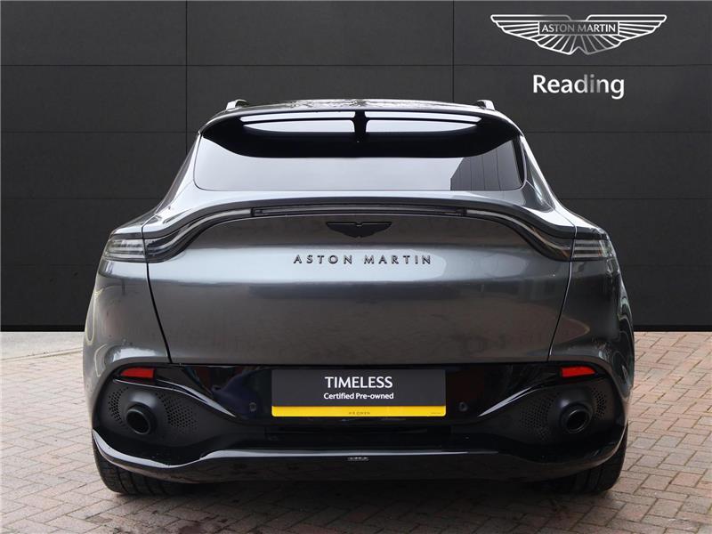 2022 Aston Martin DBX 4.0 V8