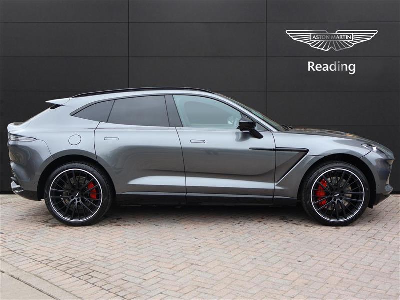 2022 Aston Martin DBX 4.0 V8