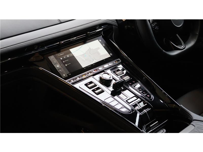 2024 Aston Martin DB12 Volante
