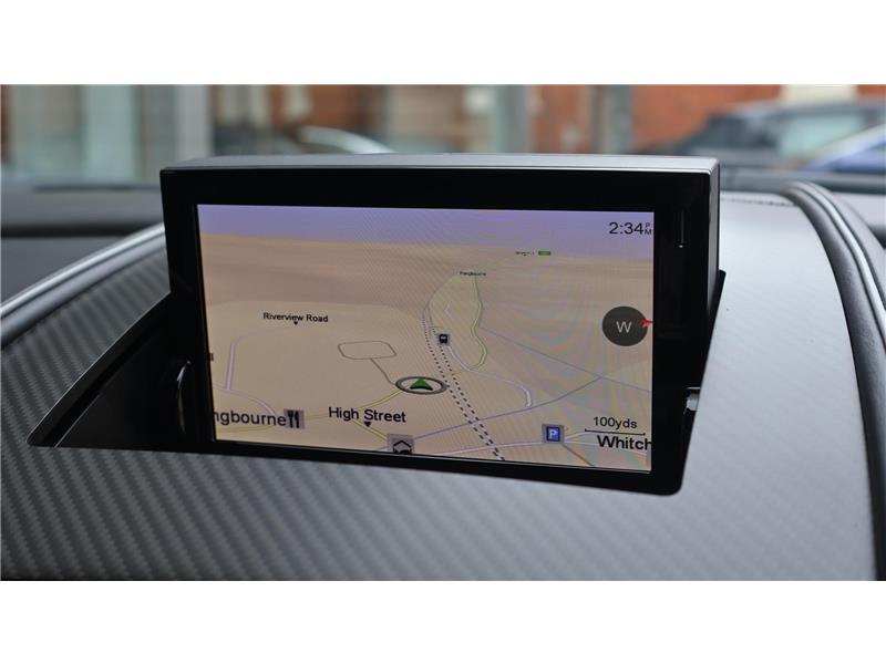 2018 Aston Martin V8 Vantage AMR Roadster