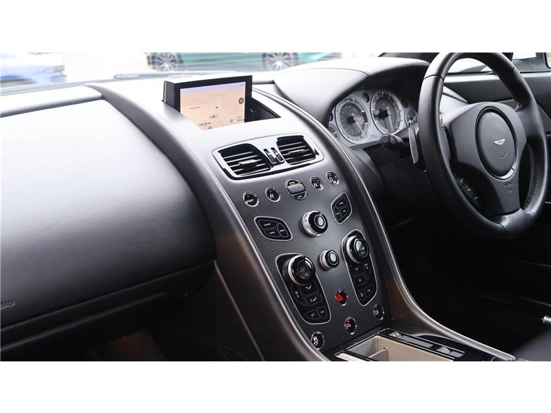 2018 Aston Martin V8 Vantage AMR Roadster