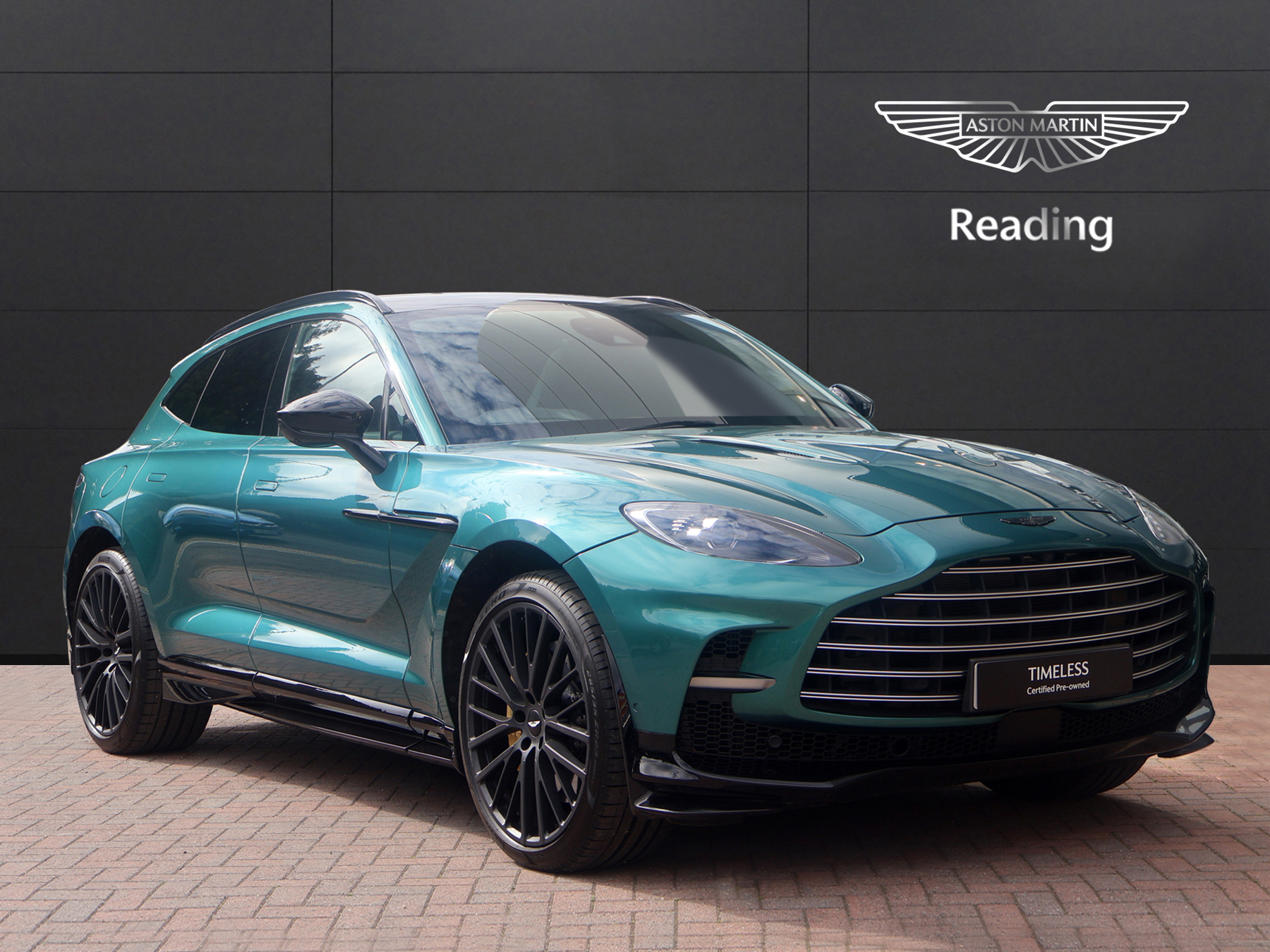 2024 Aston Martin DBX 4.0 V8 707...