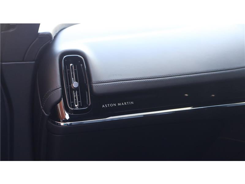 2025 Aston Martin DBX  