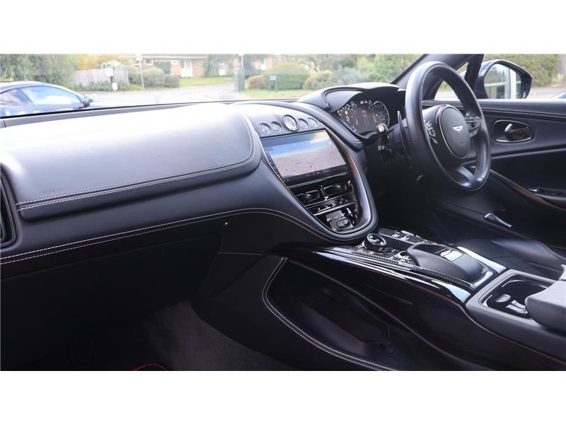 2023 Aston Martin DBX 4.0 V8 707 STD