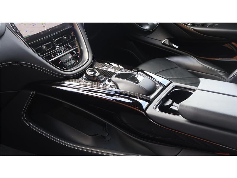 2023 Aston Martin DBX 4.0 V8 707 STD