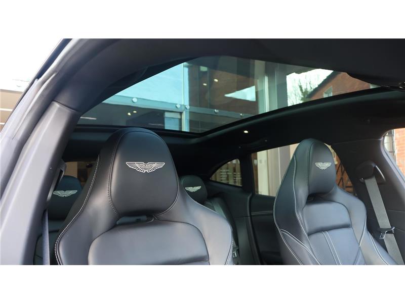 2023 Aston Martin DBX 4.0 V8 707 STD