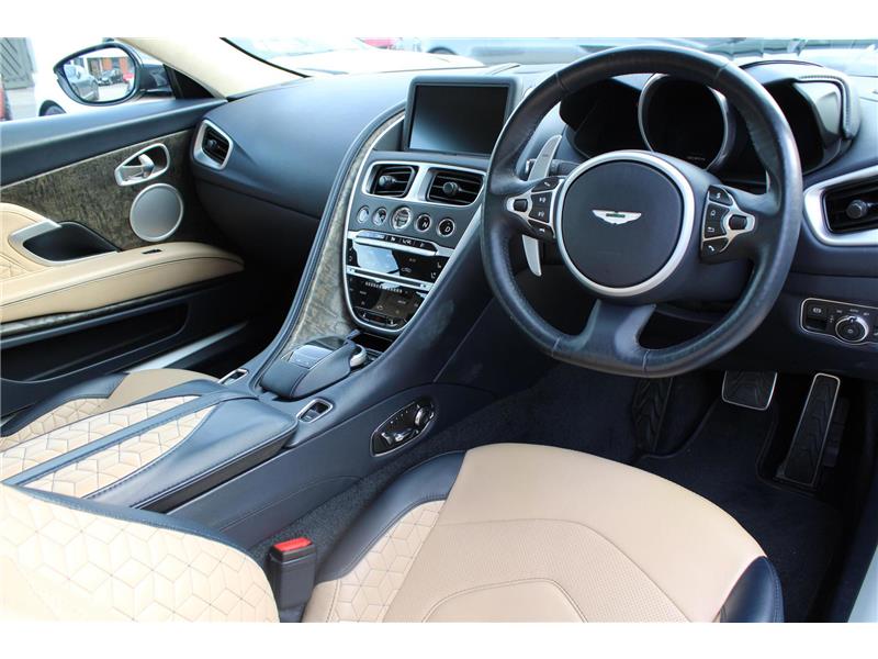 2022 Aston Martin DBS 5.2 Superleggera Volante