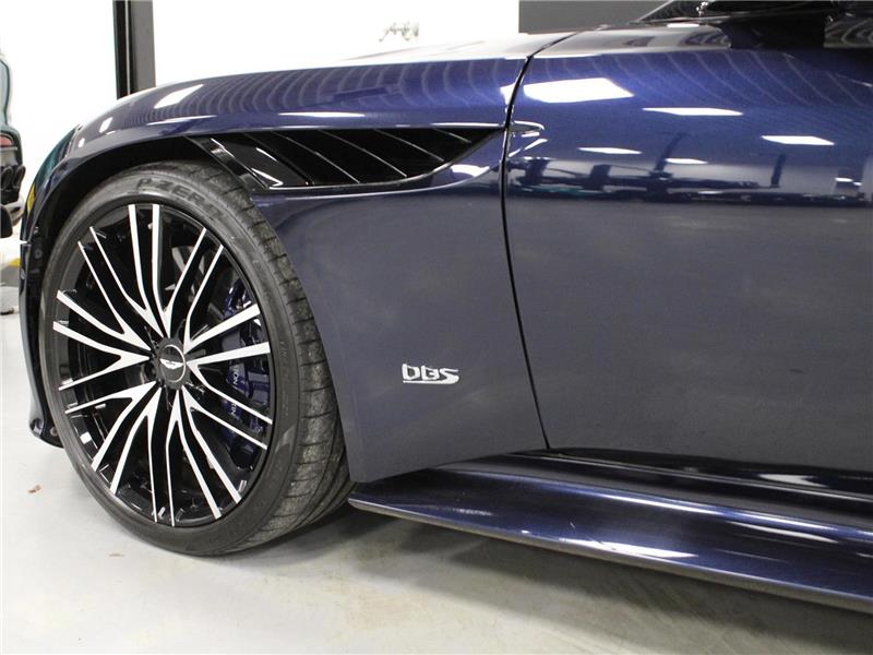 2022 Aston Martin DBS 5.2 Superleggera Volante