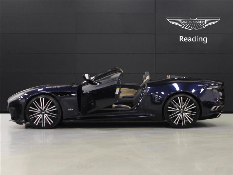 2022 Aston Martin DBS 5.2 Superleggera Volante