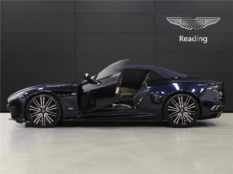 2022 Aston Martin DBS 5.2 Superleggera Volante