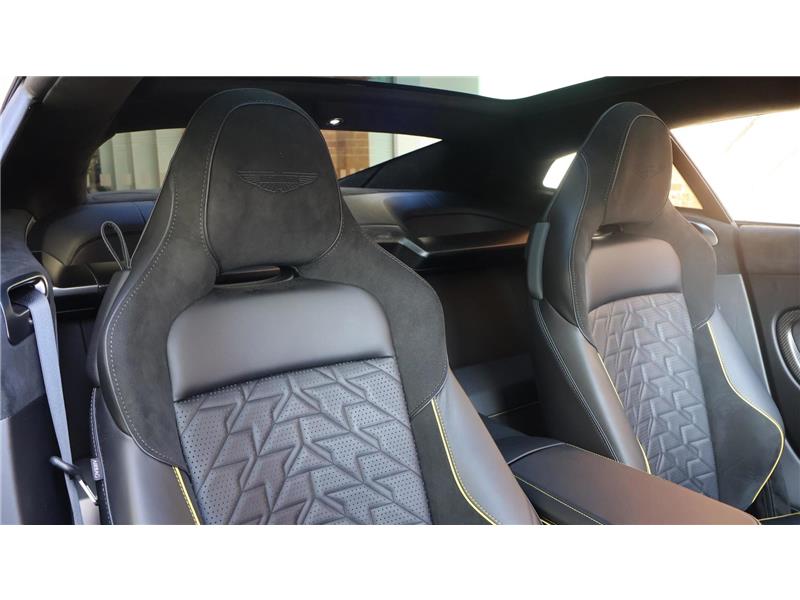 2025 Aston Martin Vanquish 5.2 V12 BiTurbo STD