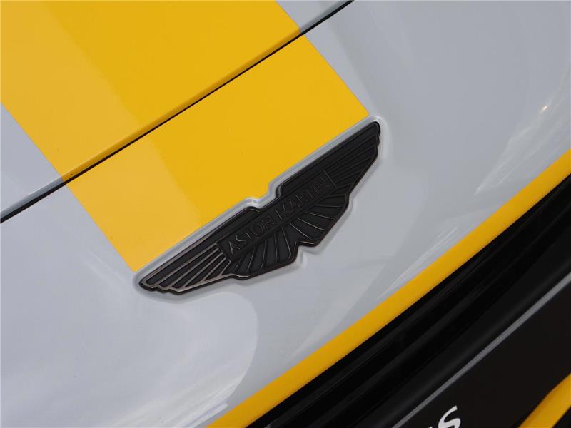 2025 Aston Martin Vanquish 5.2 V12 BiTurbo STD