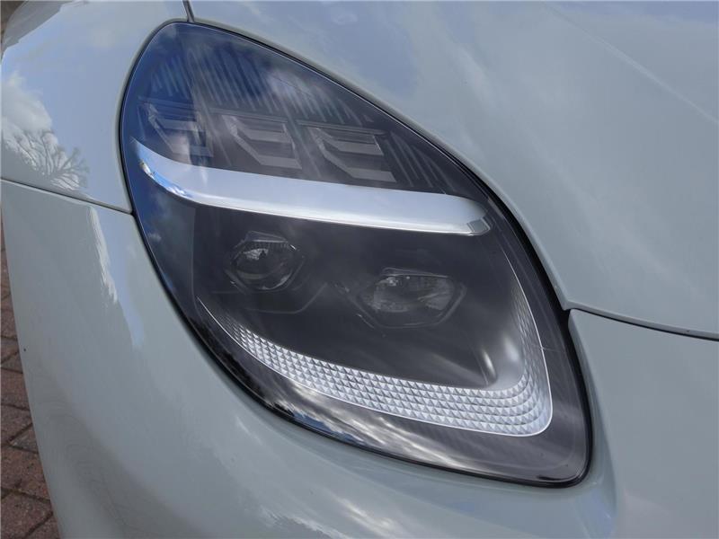 2025 Aston Martin Vanquish 5.2 V12 BiTurbo STD