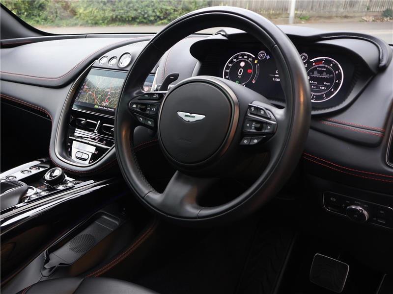 2023 Aston Martin DBX 4.0 V8 707