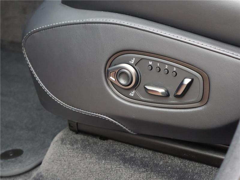 2023 Aston Martin DBX 4.0 V8 707