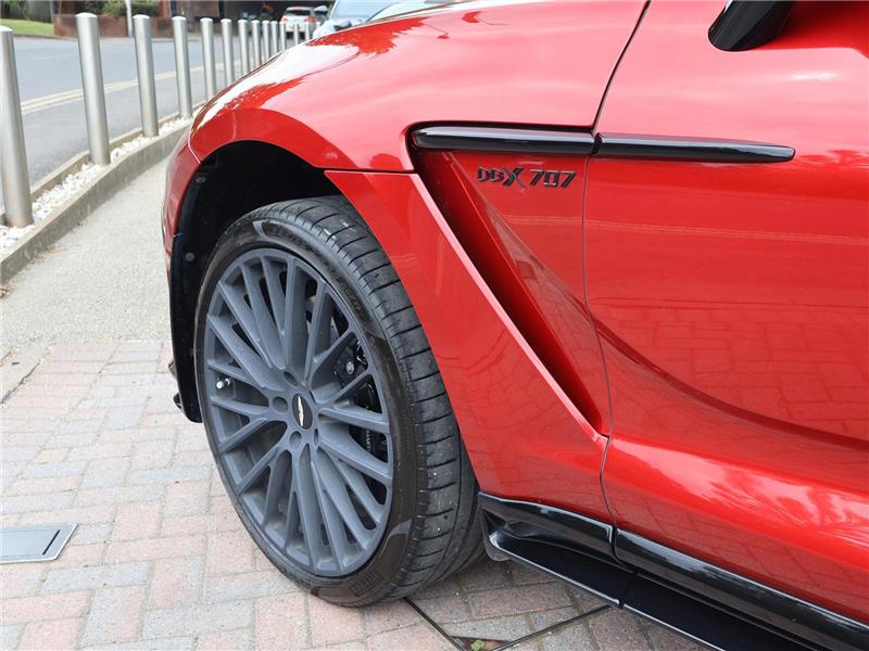 2023 Aston Martin DBX 4.0 V8 707