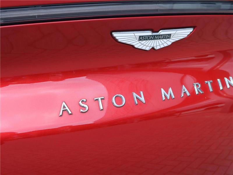 2023 Aston Martin DBX 4.0 V8 707