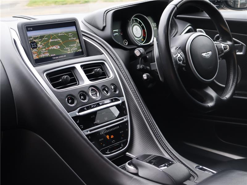 2018 Aston Martin DB11 V8 Volante