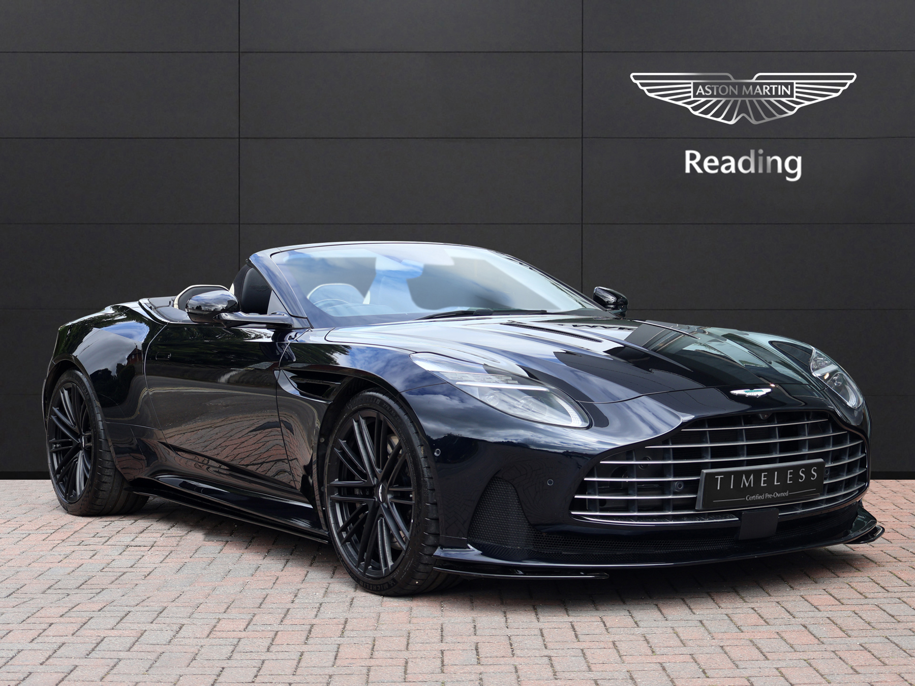 2024 Aston Martin DB12 4.0 V8