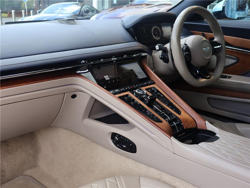 2024 Aston Martin DB12 Volante