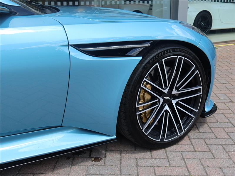 2024 Aston Martin DB12 Volante