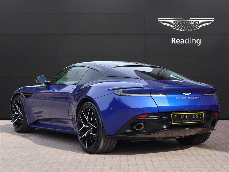 2025 Aston Martin DB12 4.0 V8