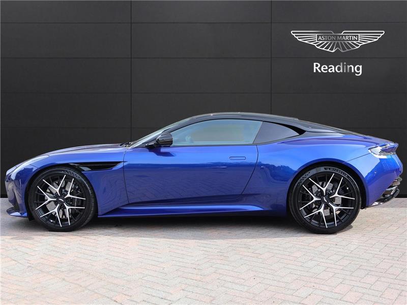 2025 Aston Martin DB12 4.0 V8