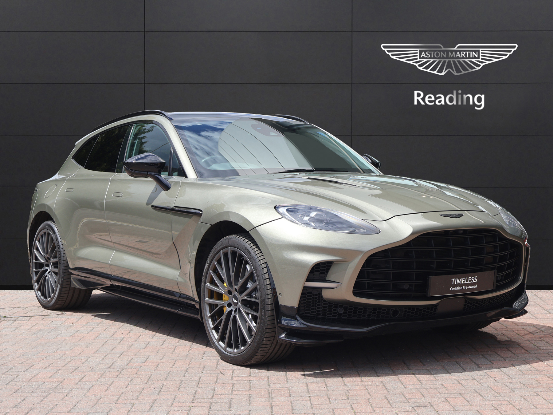 2023 Aston Martin DBX 4.0 V8 707...